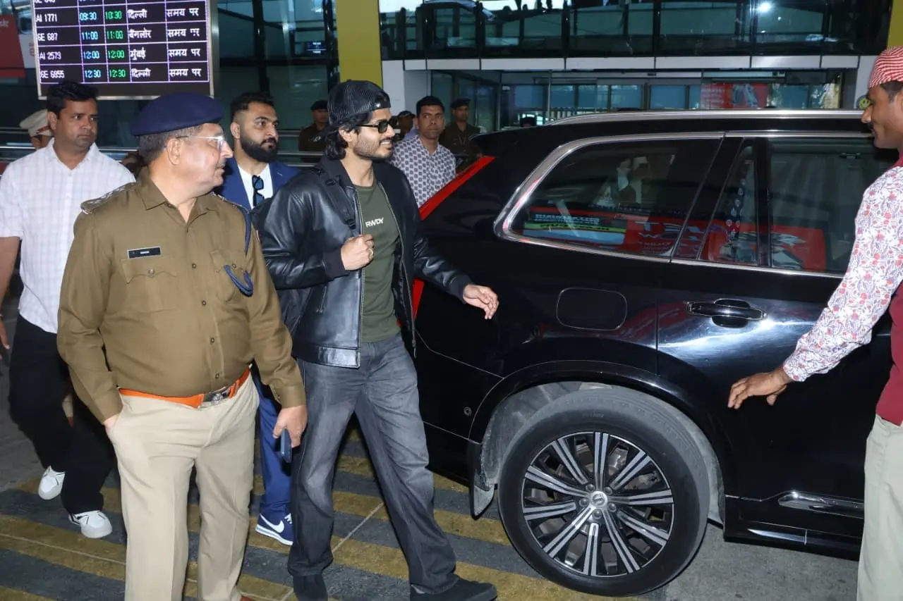 Vijay Deverakonda's brother, Anand Deverakonda was also spotted at the airport as the family jetted off to Udaipur.